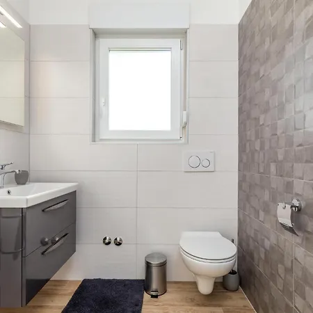 4 Bedroom Pet Friendly In Sikici Nyaraló Póla