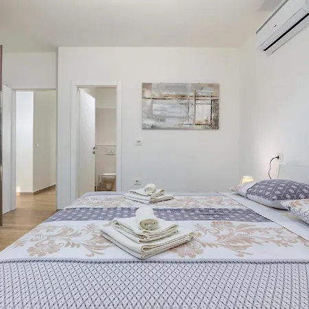 Ferienhaus 4 Bedroom Pet Friendly In Sikici