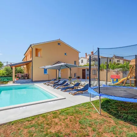 Σπίτι διακοπών Pet Friendly In Sikici Πούλα