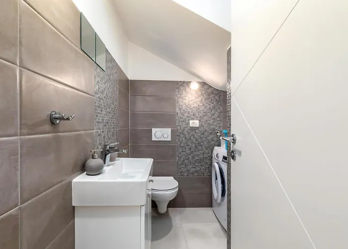 4 Bedroom Pet Friendly In Sikici Vakantiehuis